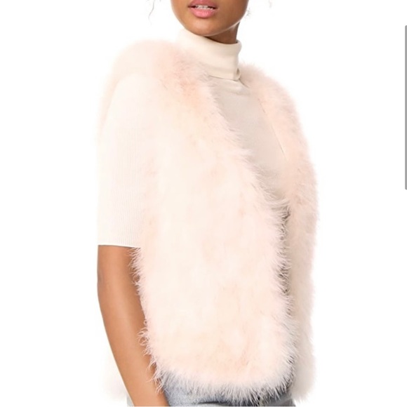 SOLD Soft pink %100 feather vest - Picture 3 of 16